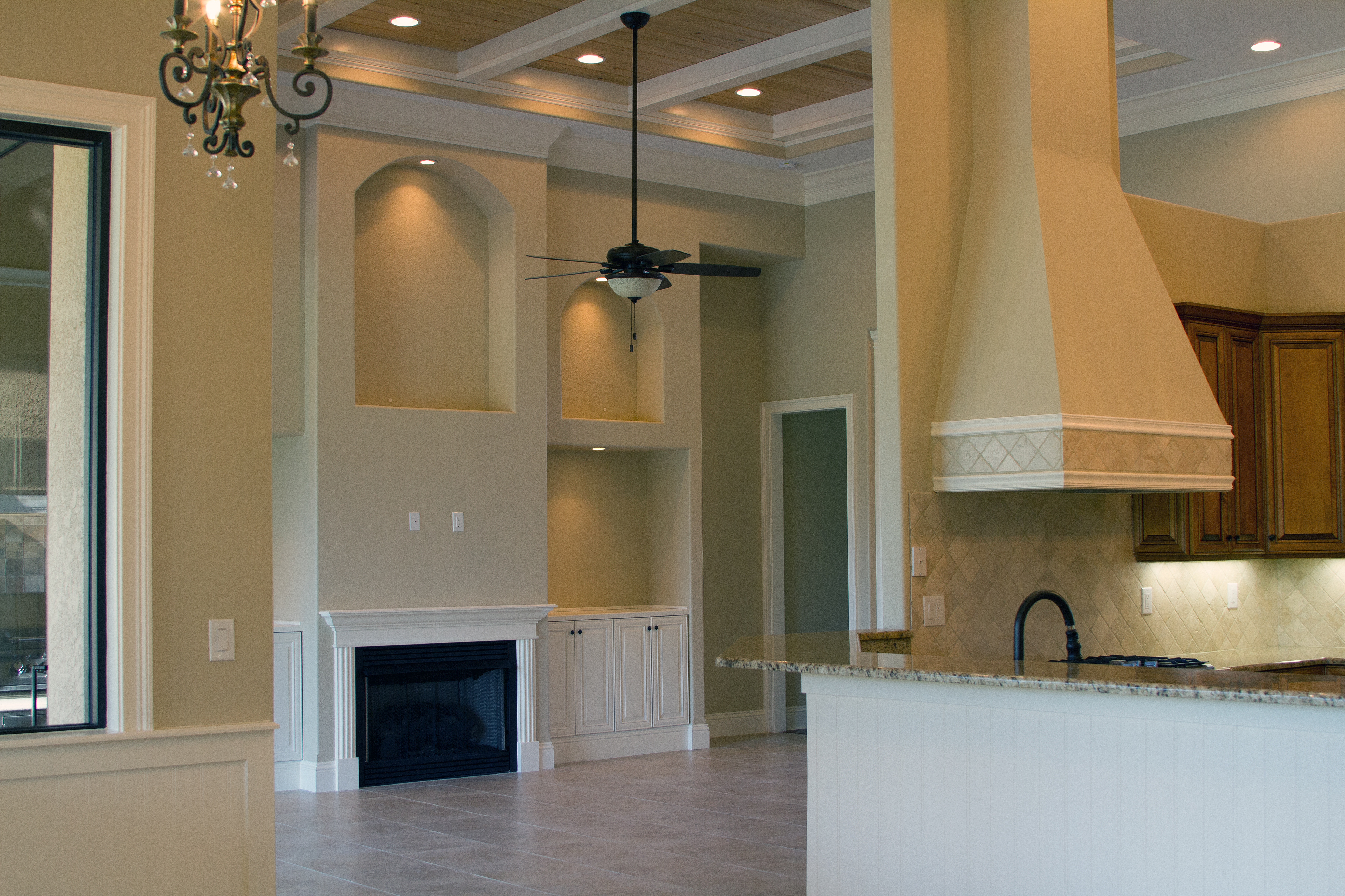 NewHome/fireplace8.jpg